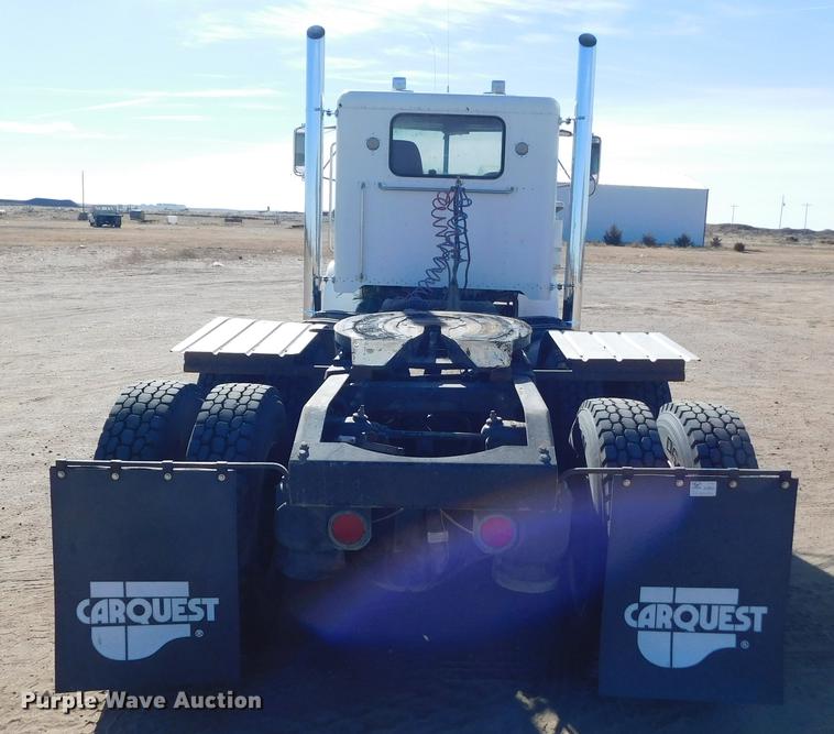 image for item DC8388 1994 Peterbilt 379 semi truck