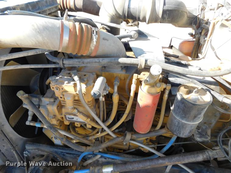 image for item DC8388 1994 Peterbilt 379 semi truck