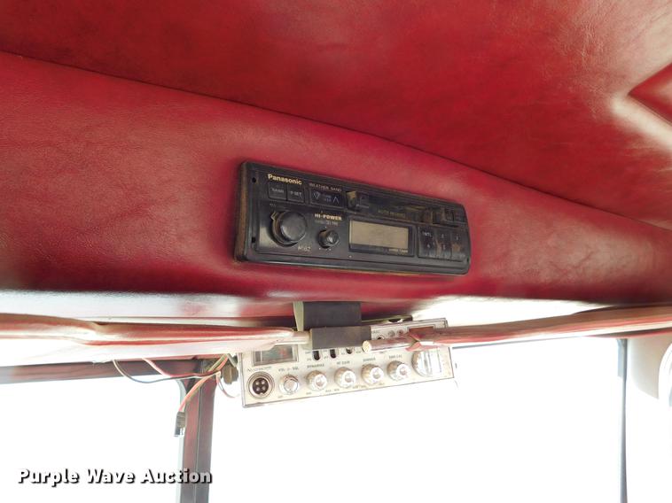 image for item DC8388 1994 Peterbilt 379 semi truck