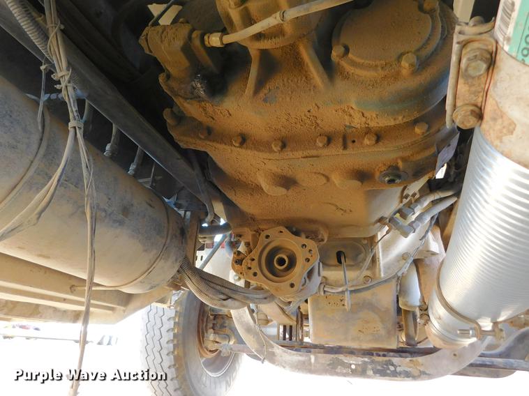 image for item DC8388 1994 Peterbilt 379 semi truck