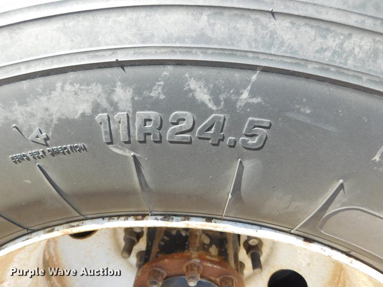 image for item DC8388 1994 Peterbilt 379 semi truck