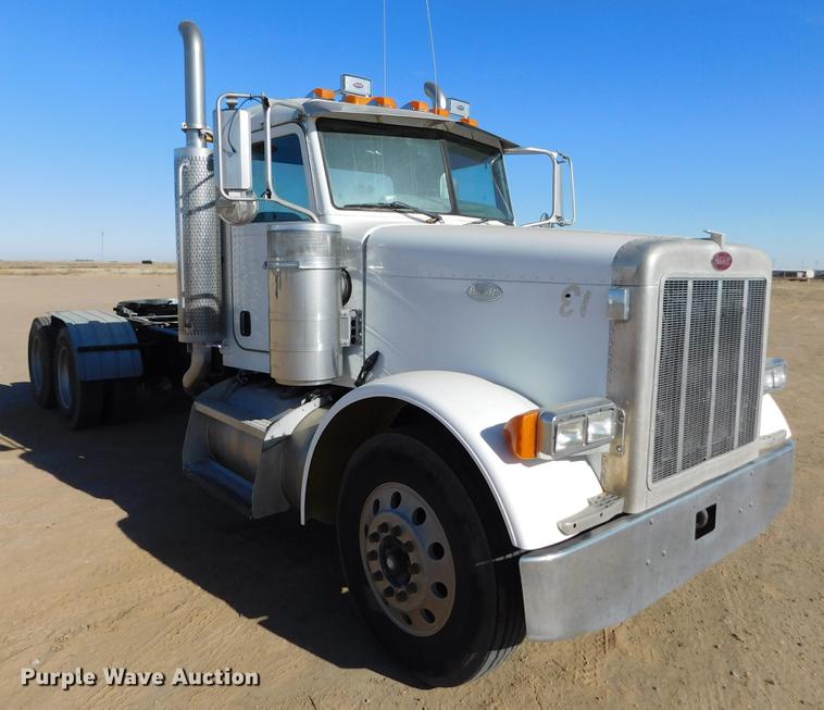 image for item DC8391 2006 Peterbilt 379 semi truck