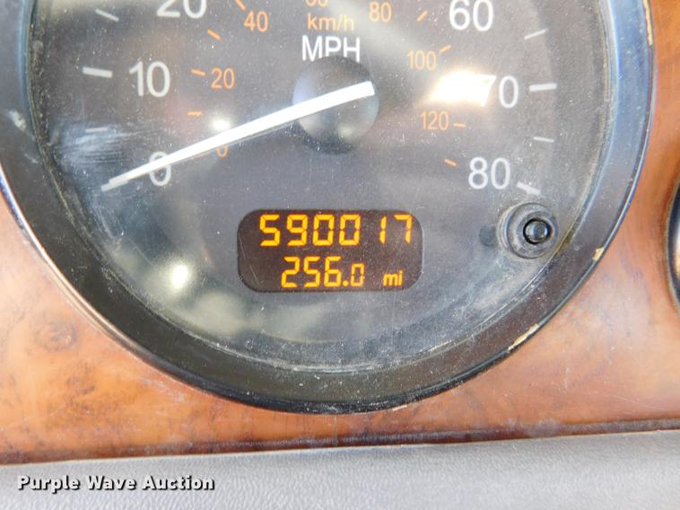 image for item DC8391 2006 Peterbilt 379 semi truck