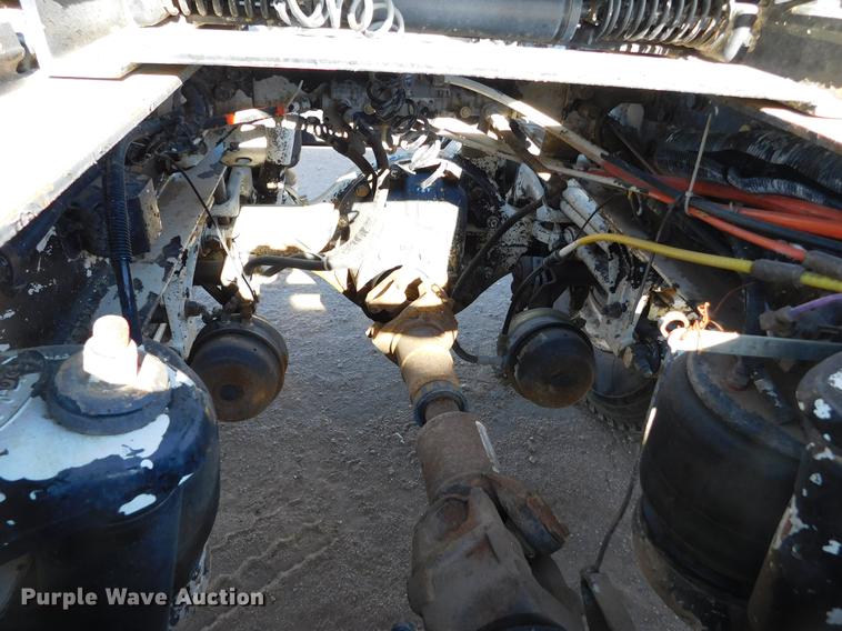 image for item DC8391 2006 Peterbilt 379 semi truck