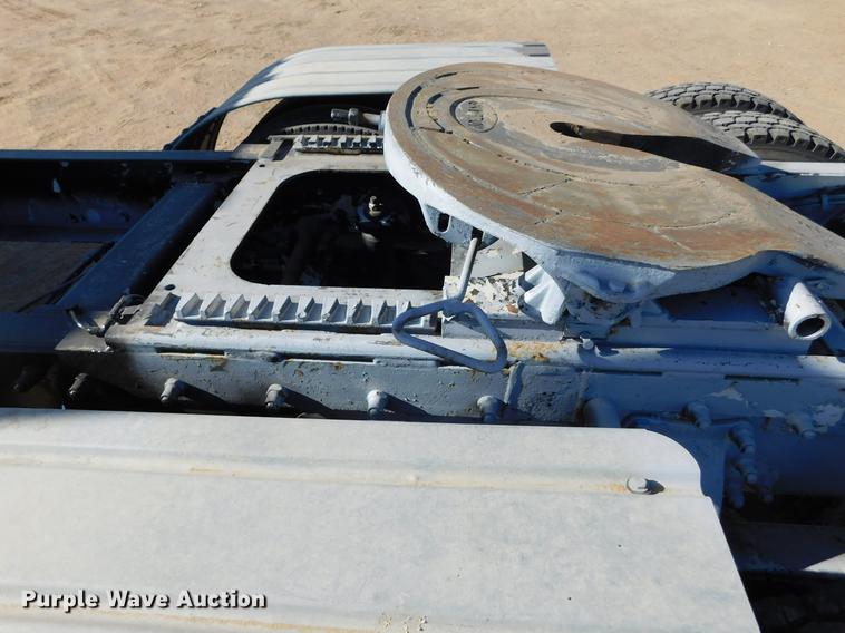 image for item DC8391 2006 Peterbilt 379 semi truck