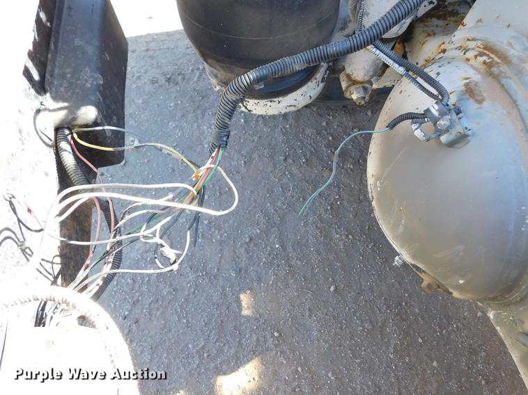 image for item DC8391 2006 Peterbilt 379 semi truck