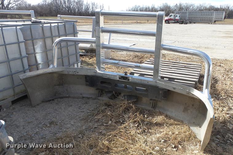 image for item DX9987 Herd aluminum grill guard