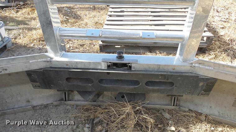 image for item DX9987 Herd aluminum grill guard