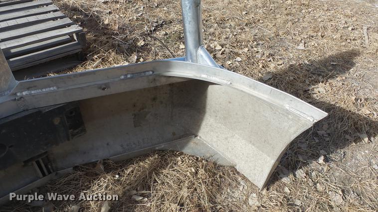 image for item DX9987 Herd aluminum grill guard