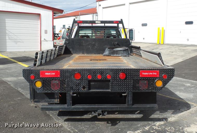 image for item DA6505 2002 Chevrolet 3500 flatbed pickup truck