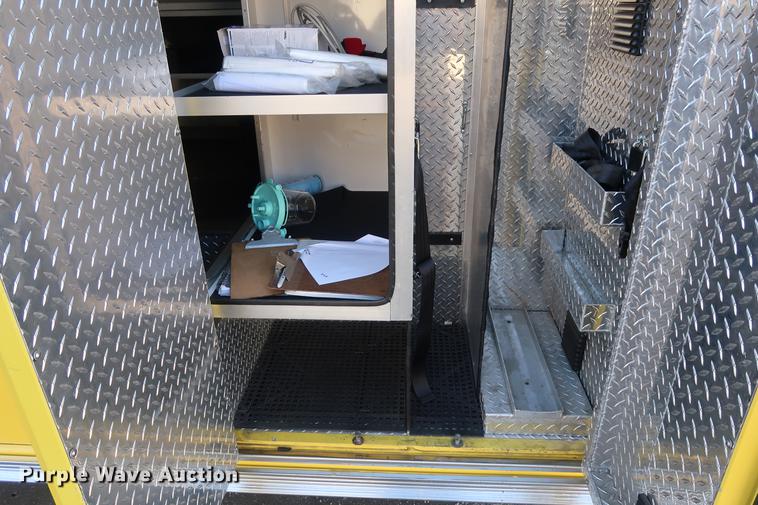 image for item DA6574 2007 Ford F450 Super Duty ambulance