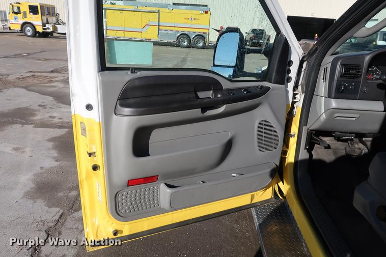 image for item DA6574 2007 Ford F450 Super Duty ambulance