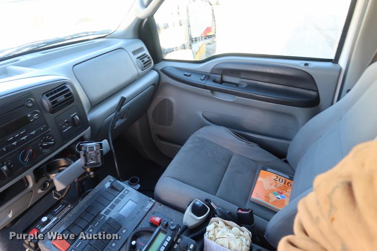 image for item DA6574 2007 Ford F450 Super Duty ambulance