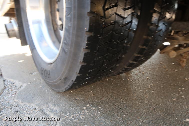 image for item DA6574 2007 Ford F450 Super Duty ambulance