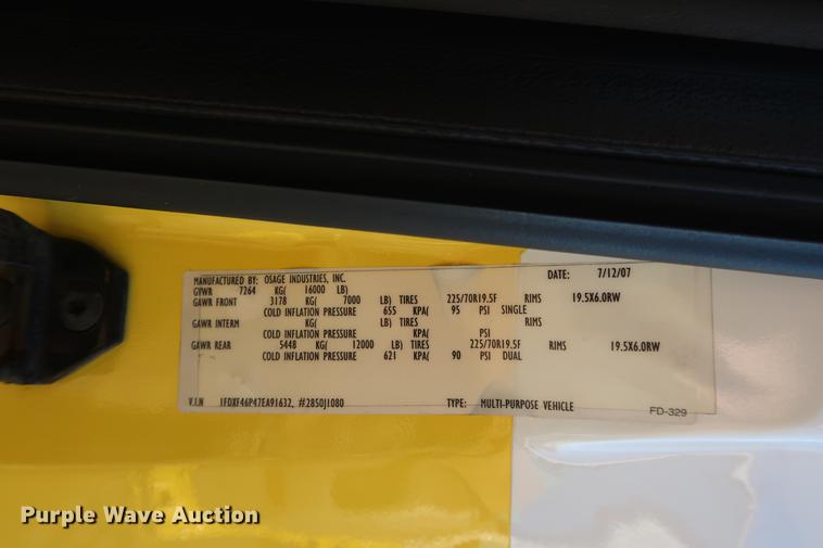 image for item DA6574 2007 Ford F450 Super Duty ambulance