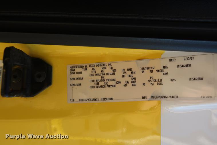 image for item DA6574 2007 Ford F450 Super Duty ambulance