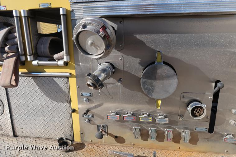 image for item DA6575 1996 Emergency One E-One fire truck