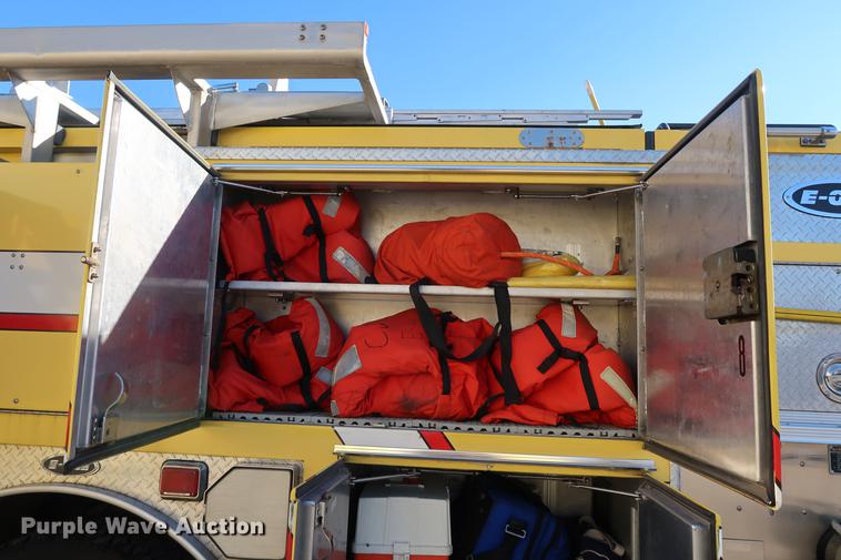 image for item DA6575 1996 Emergency One E-One fire truck