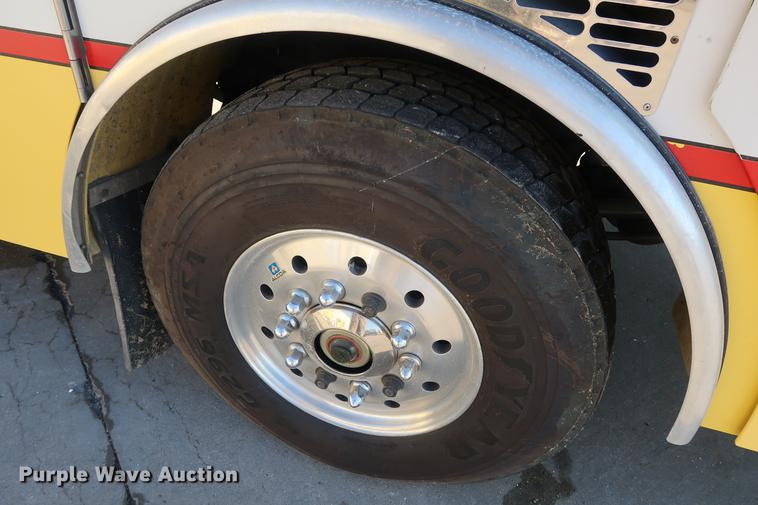 image for item DA6575 1996 Emergency One E-One fire truck