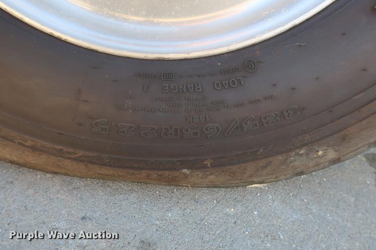 image for item DA6575 1996 Emergency One E-One fire truck