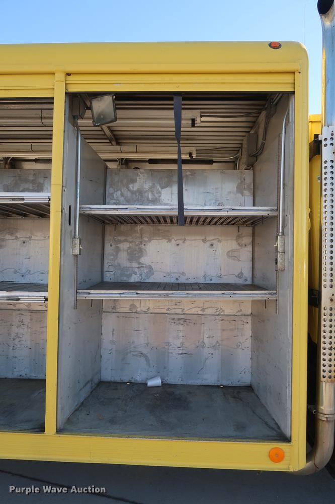 image for item DA6576 1982 Ford 8000 box truck