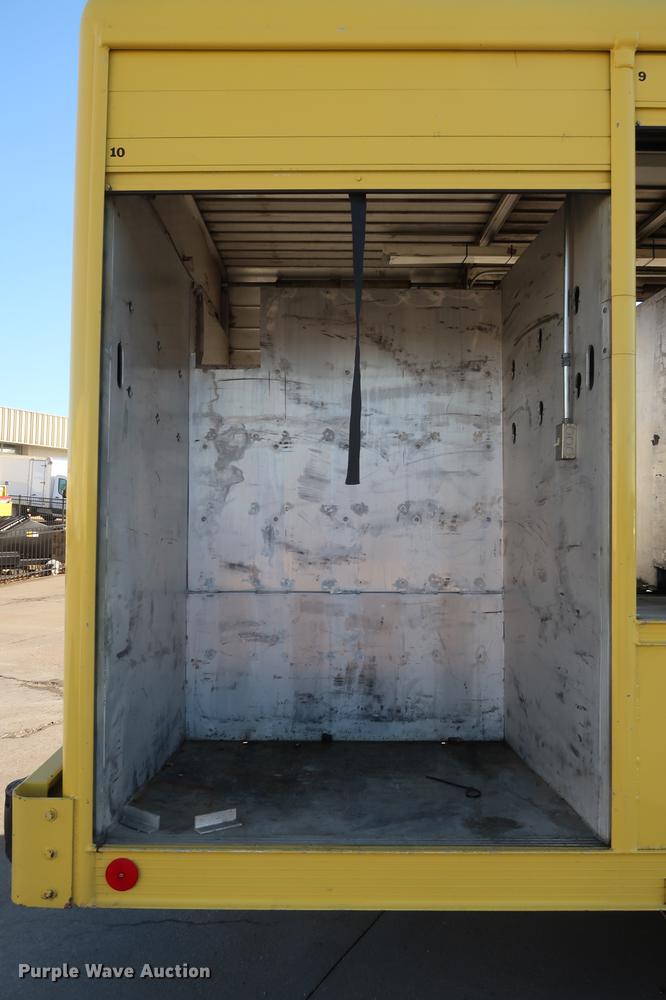 image for item DA6576 1982 Ford 8000 box truck