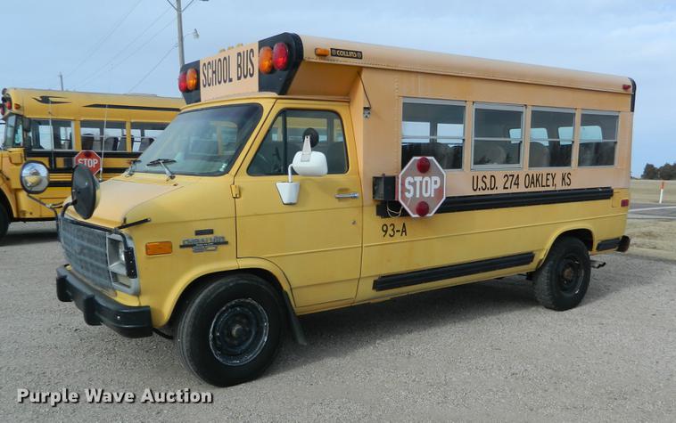 image for item DB1229 1993 Chevrolet G30 school bus