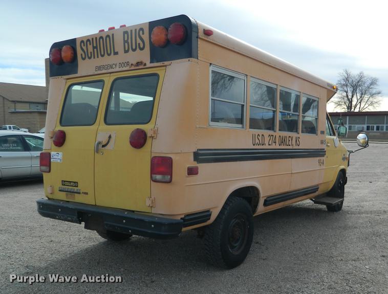 image for item DB1229 1993 Chevrolet G30 school bus