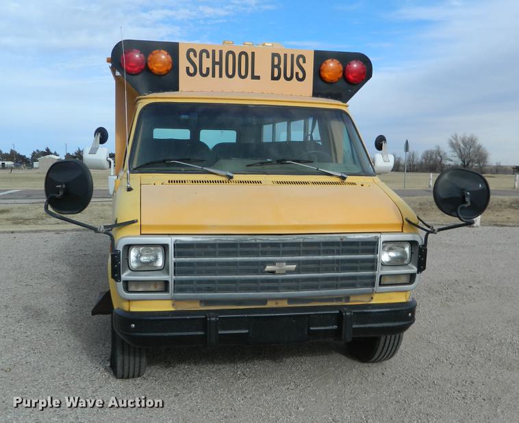 image for item DB1229 1993 Chevrolet G30 school bus