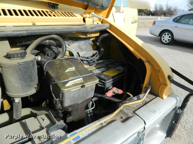 image for item DB1229 1993 Chevrolet G30 school bus