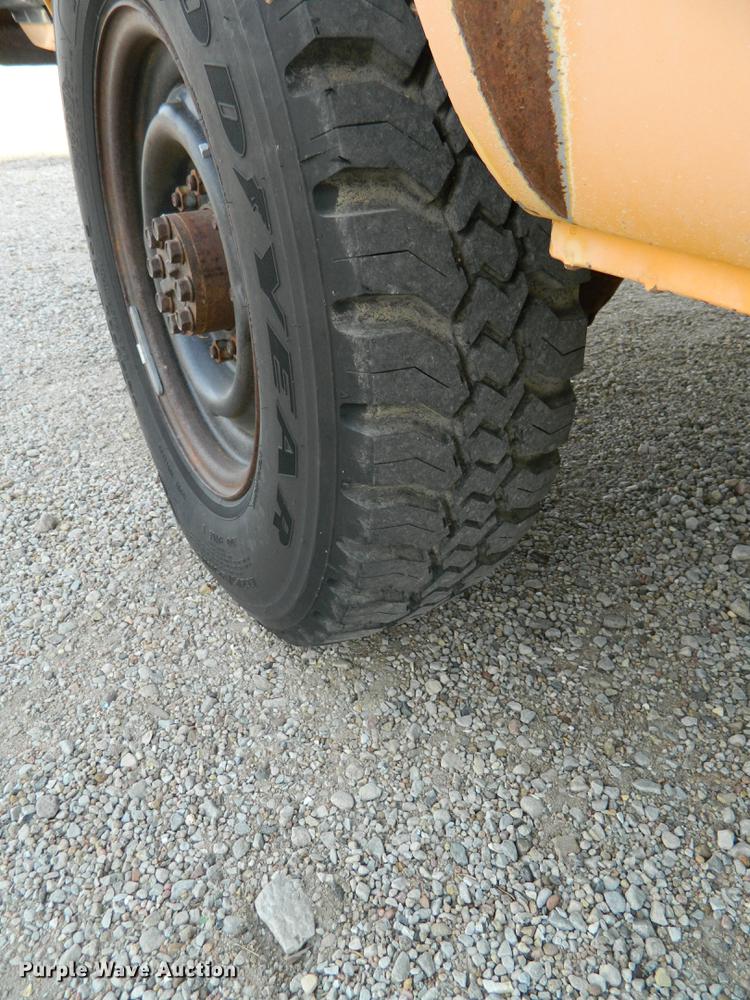 image for item DB1229 1993 Chevrolet G30 school bus