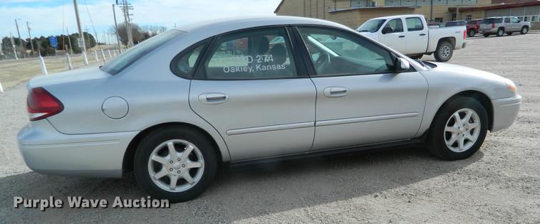 image for item DB1230 2007 Ford Taurus