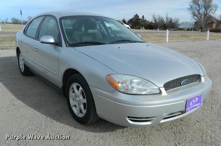 image for item DB1230 2007 Ford Taurus