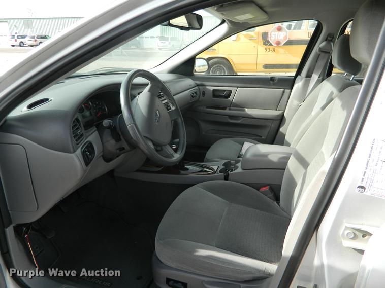 image for item DB1230 2007 Ford Taurus