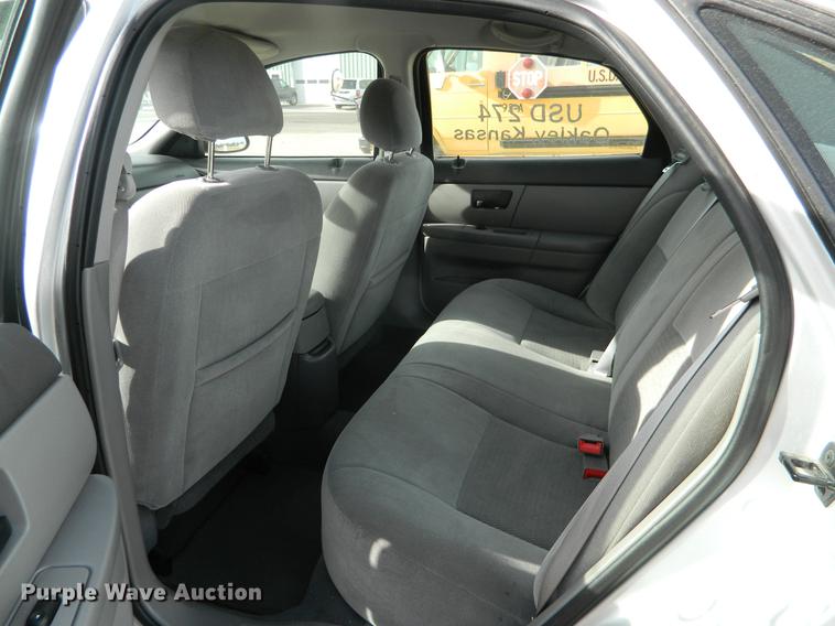 image for item DB1230 2007 Ford Taurus