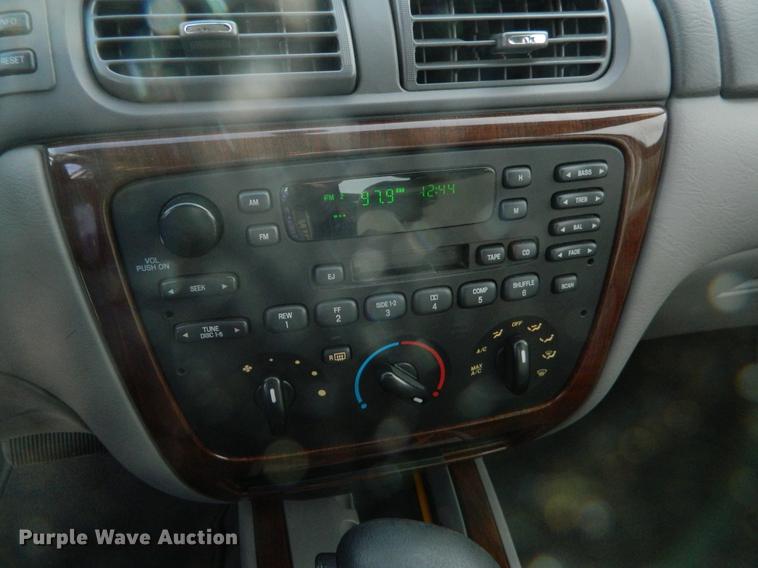 image for item DB1230 2007 Ford Taurus