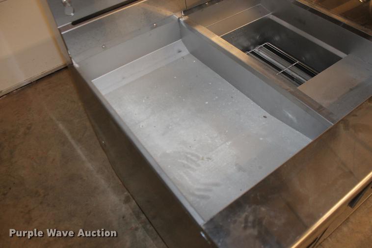 image for item DB5097 Pitco Solstice gas series fryer cooking system