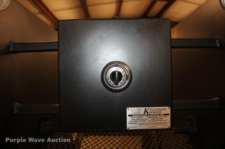 image for item DB5098 2009 Kingfisher Kookers smoker