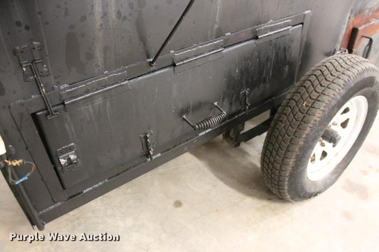 image for item DB5098 2009 Kingfisher Kookers smoker