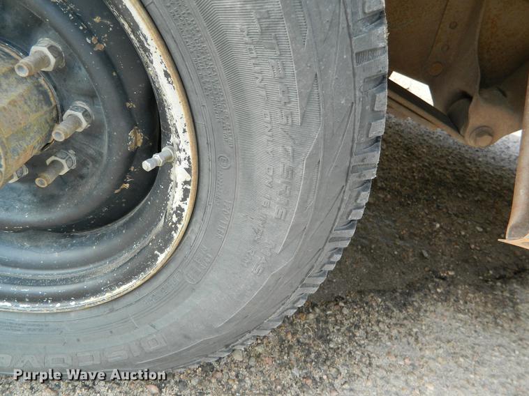 image for item DB6681 1994 Ford E350 school bus