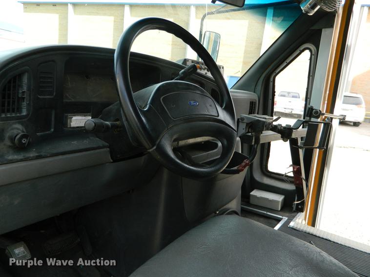 image for item DB6681 1994 Ford E350 school bus