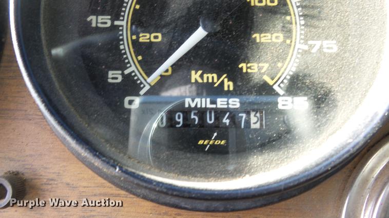 image for item DC0543 1985 Pierce Quint ladder fire truck