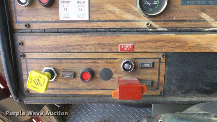 image for item DC0543 1985 Pierce Quint ladder fire truck