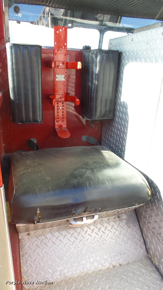 image for item DC0543 1985 Pierce Quint ladder fire truck