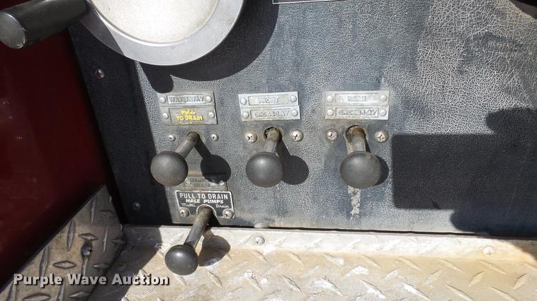 image for item DC0543 1985 Pierce Quint ladder fire truck