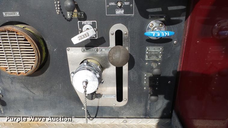 image for item DC0543 1985 Pierce Quint ladder fire truck