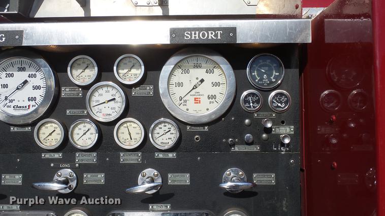 image for item DC0543 1985 Pierce Quint ladder fire truck