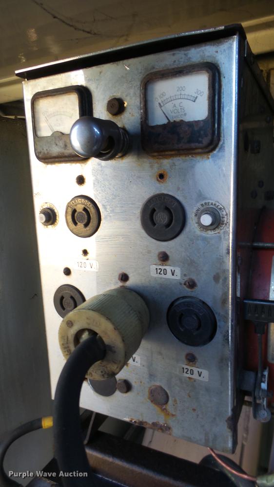 image for item DC0543 1985 Pierce Quint ladder fire truck