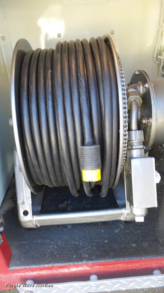 image for item DC0543 1985 Pierce Quint ladder fire truck