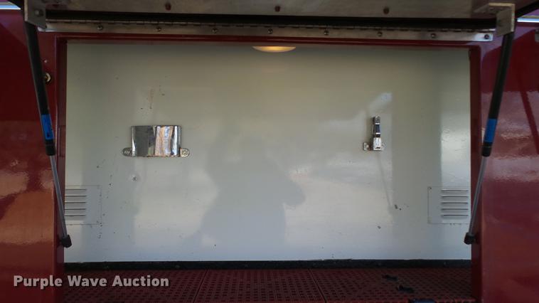 image for item DC0543 1985 Pierce Quint ladder fire truck